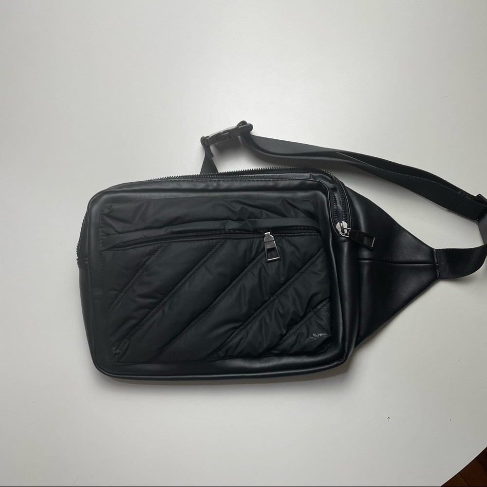 Shoulder bag